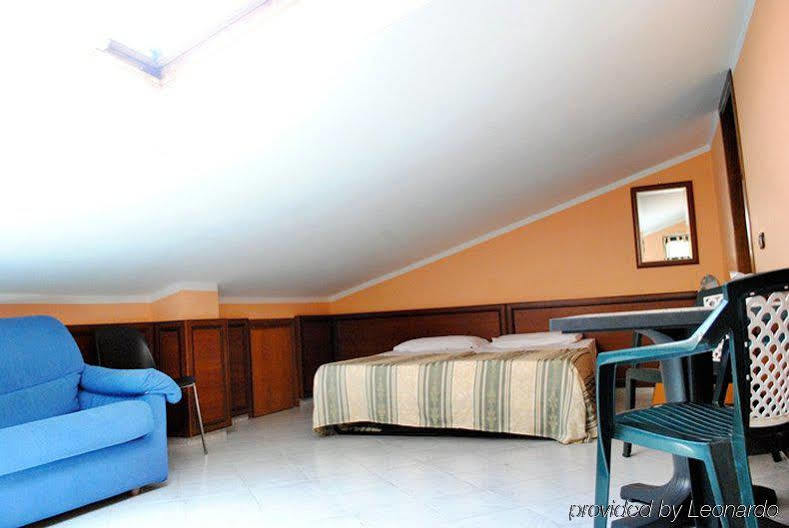 Hotel Octavia Roma Ngoại thất bức ảnh