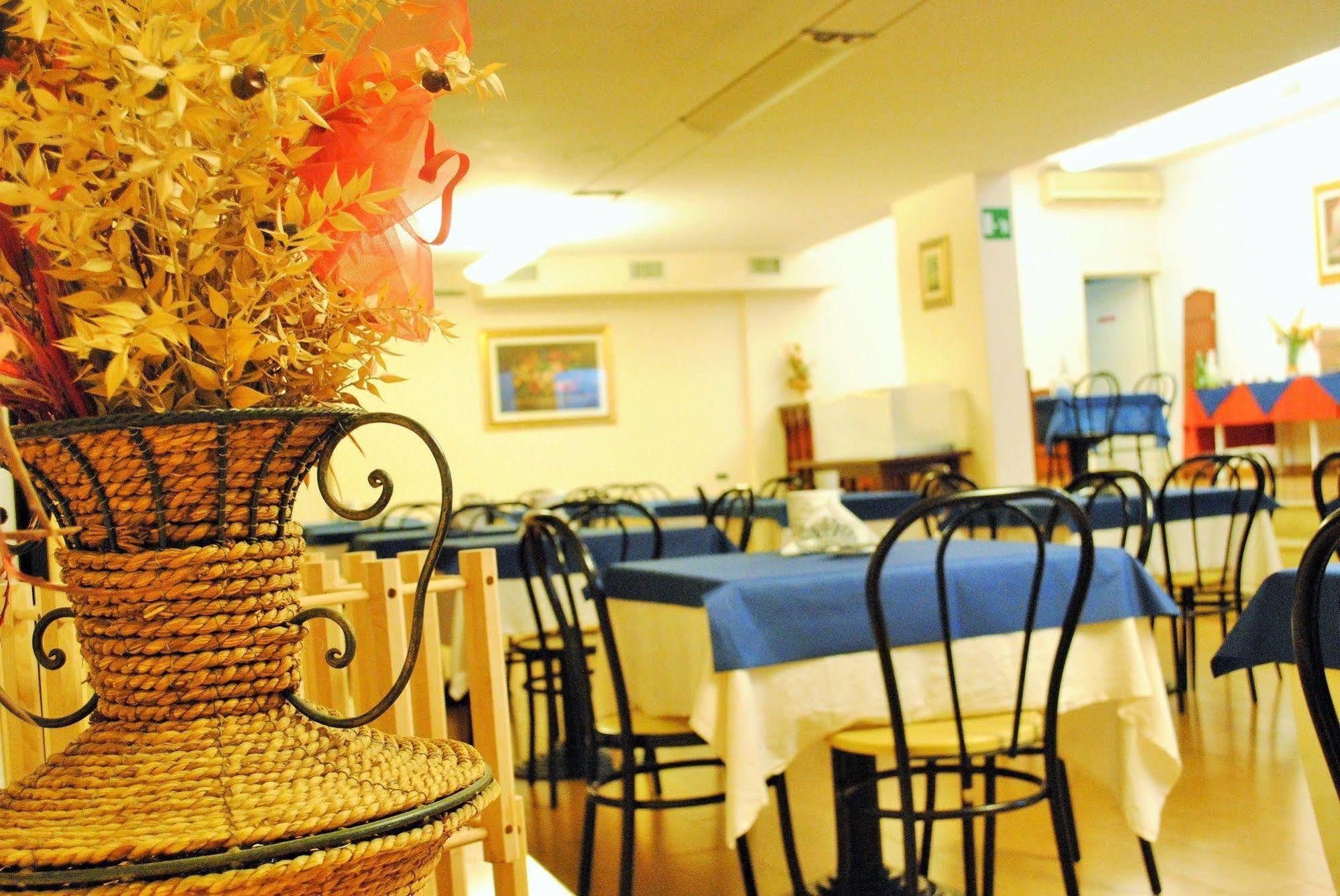 Hotel Octavia Roma Ngoại thất bức ảnh