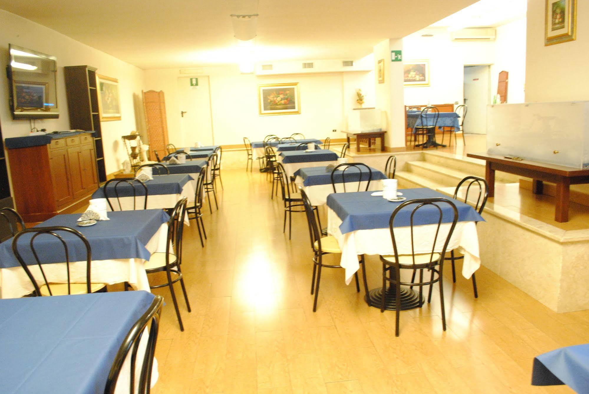 Hotel Octavia Roma Ngoại thất bức ảnh