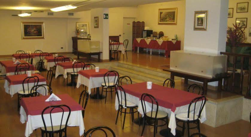 Hotel Octavia Roma Ngoại thất bức ảnh